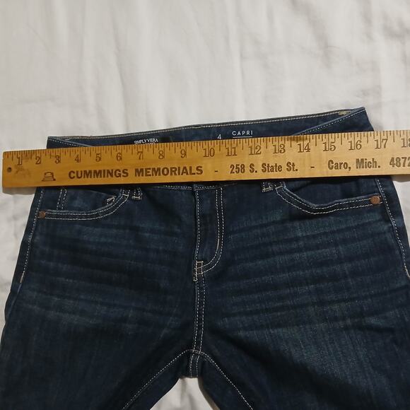 Simply Vera Vera Wang Denim 4 Capri Mid Rise Dark-Wash Straight Leg - Picture 9 of 10